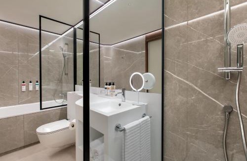Sant Marti Hotel | Labtwentytwo - Lab22, a Tribute Portfolio Hotel by Marriott