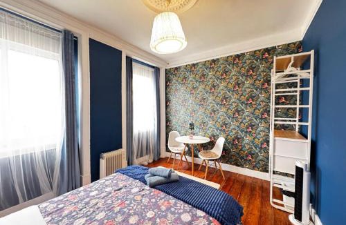Penha de Franca House | Lisbon Blue Room