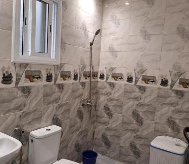 Ahriq Apartment | شقة أحمد الهادئة بمرتيل