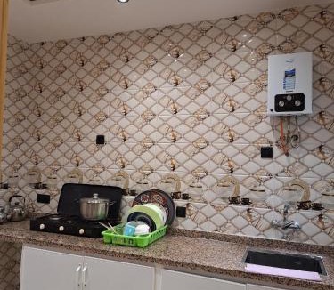 Ahriq Apartment | شقة أحمد الهادئة بمرتيل