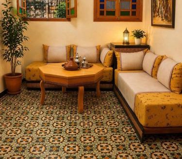Ain Bida Apartment | Dar Mina Medina - Apartment with Panoramic Roof Terrace
