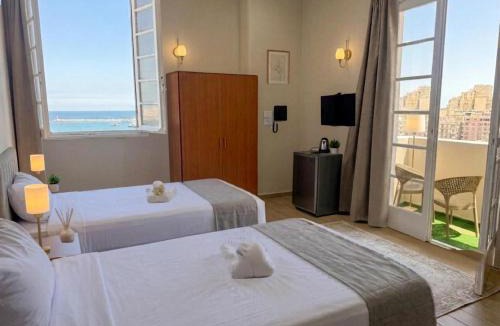 Al-'Atarin Hotel | New Hyde Park House Hotel