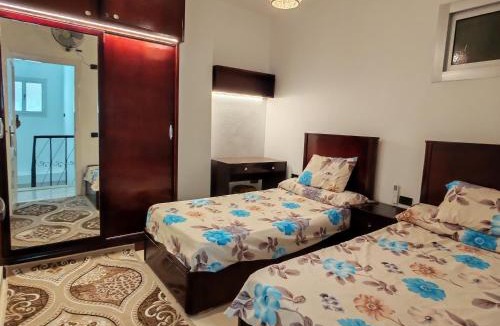 Dawwar Saqr Apartment | Doblex Beach Chalet with Private Garden in Reem ElFala Resort