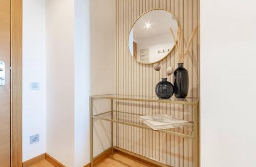 Cornella de Llobregat Apartment | Penthouse with Private Terrace & Pool Access