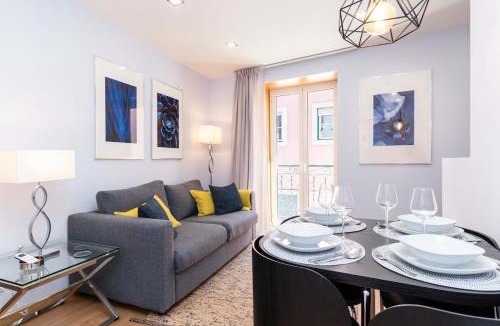 Sacramento Apartment | Perfect Cool with AC, 2 Bedrooms 2 Bathrooms