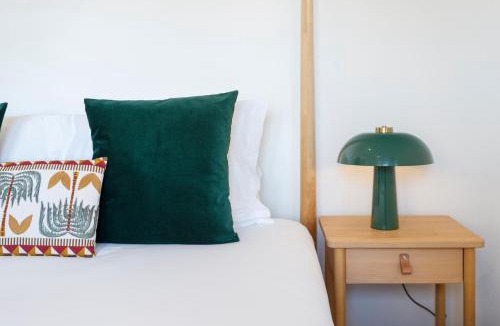 Santo Antonio Apartment | Mojito Breeze in Lisbon by Misha's Place 3C