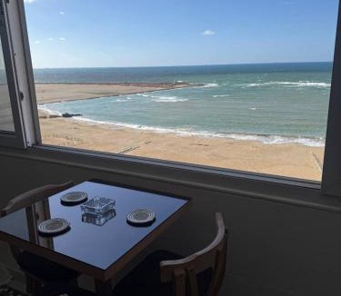Al-Jumruk Apartment | Alex Panoramic Seaview 2