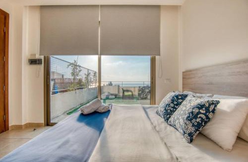 Jal El Dib Apartment | Cloud 9 - Santa Maria Rooftop Studio & Terrace in Jal El Dib
