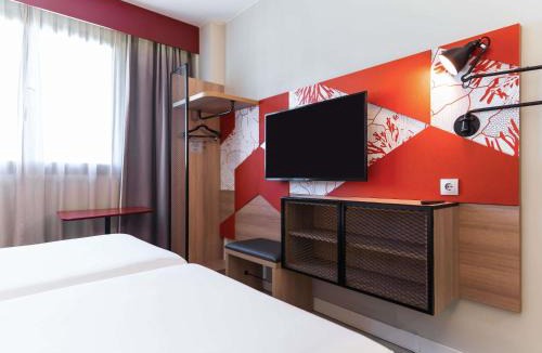 El Parc i la Llacuna del Poblenou Hotel | ibis Styles Barcelona City Bogatell