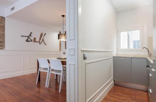 El Born Apartment | Enjoybcn Dali Apartments