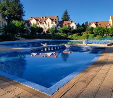 Ifrane Ski Chalet | Chalet de luxe pour les familles seulement