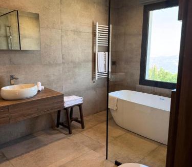Duhur ash Shuwayr Hotel | KCOR Hotels