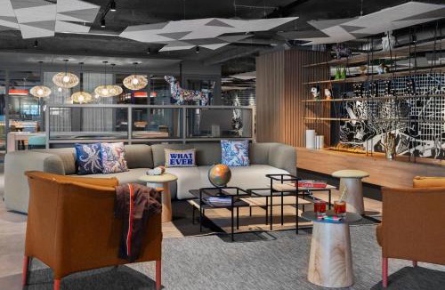 Hostafrancs Hotel | Moxy Barcelona