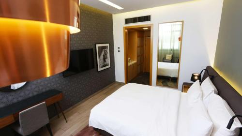Beirut Hotel | Radisson Blu Hotel, Beirut Verdun