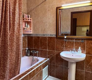 Nador Apartment | 5min to Beach, WiFi, terrace, stylish fully equipped appartement parking for free