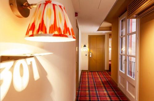 El Born Hotel | chic&basic Habana Hoose