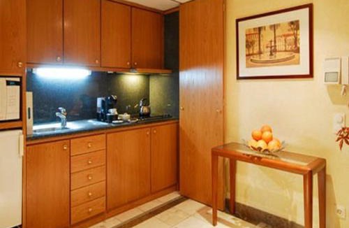 Santo Antonio Apartment | Stay in the Heart of Lisbon-Altis Suites Hotel