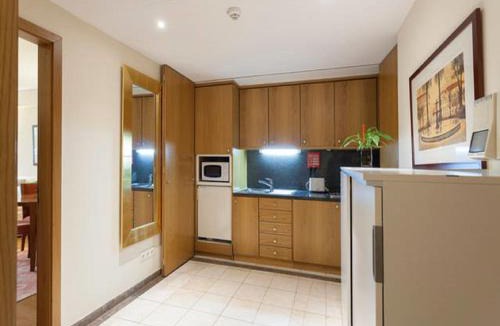 Santo Antonio Apartment | Stay in the Heart of Lisbon-Altis Suites Hotel