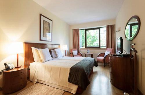 Santo Antonio Apartment | Stay in the Heart of Lisbon-Altis Suites Hotel