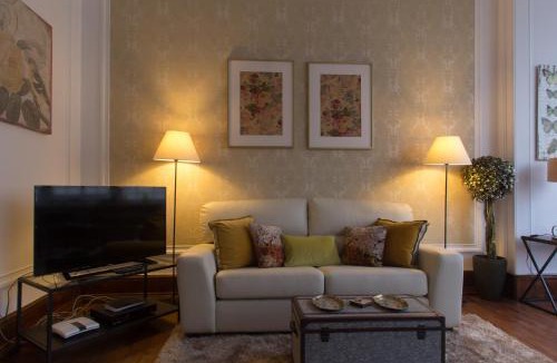 Santo Antonio Apartment | Localtraveling Downtown - Family Apartments