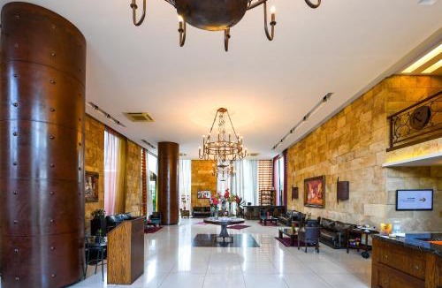 Jounieh Hotel | Reston Hotel