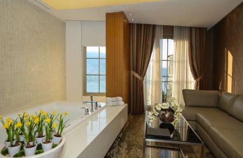 Kfar Yassine Hotel | Monte Cassino