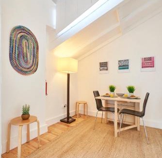 Sacramento Apartment | Duque in Chiado II