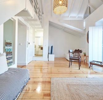 Sacramento Apartment | Duque in Chiado II