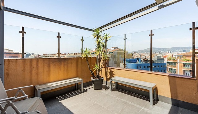 Amazing jewel, high quality furniture and central location with 2 terraces