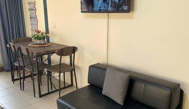 Cozy Studio Retreat in Zouk Mosbeh