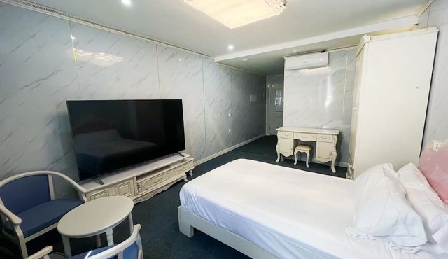 Hotel Aviación in Manises