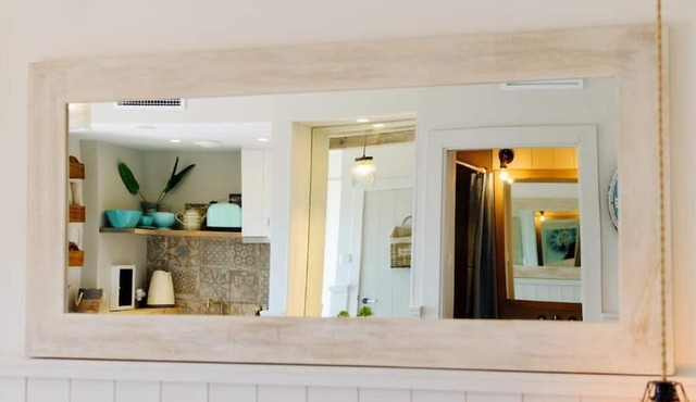 The Beach House - Studios & Suites