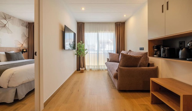 Neptuno Aparthotel