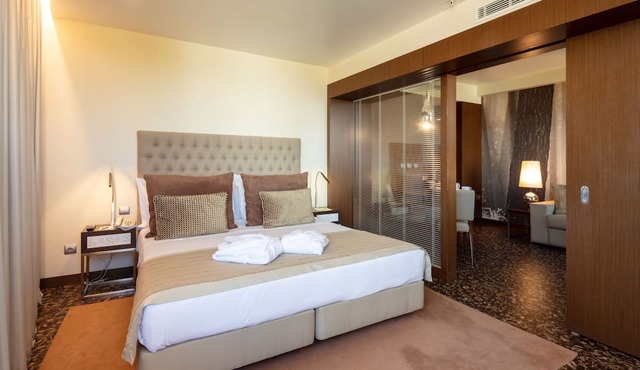 Neya Lisboa Hotel