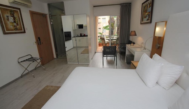 Casablanca Suites & SPA