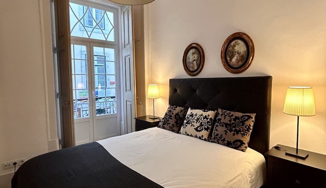 Correiros Apartment in Downtown baixa