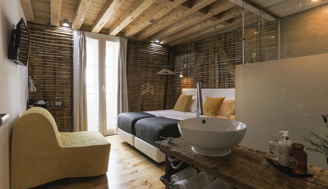262 Boutique Hotel