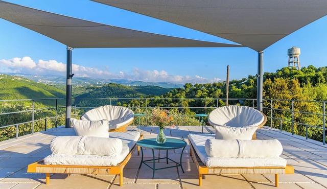Amani Luxury 4BR Villa & Pool in Batroun