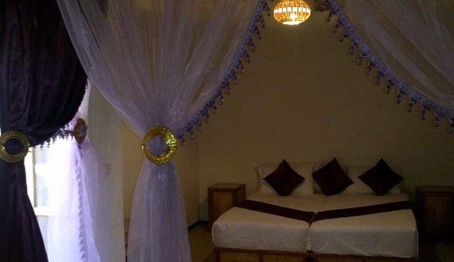 Riad Azrou