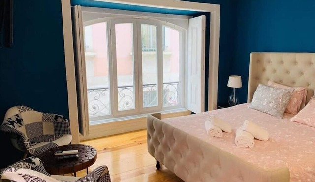 Soriano 2 - Stylish 3 bedroom apartment in Chiado!