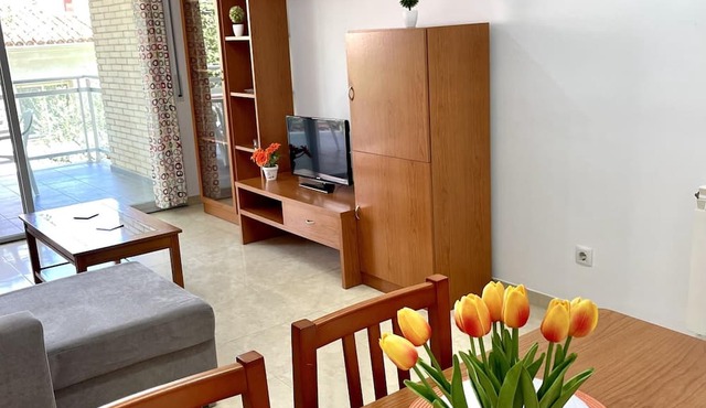 APARTBEACH CHLOE DOWNTOWN BEACH AND LARGE TERRACE