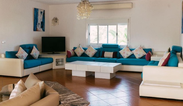 Villa de Rêve en Bord de mer Avec vue sur la Méditerranée
