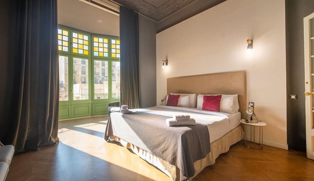 Five bedroom deluxe apartment Paseo de Gracia - You Stylish