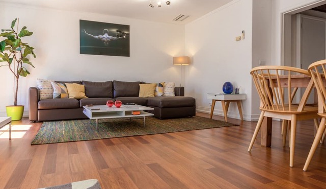 LV Premier Chiado CH2- Balcony, Spacious, Elevator