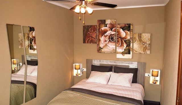 "CLAIRE SEAVIEW & BEACH" duplex apartment, 3 terraces, barbecue, SAT-TV, WiFi