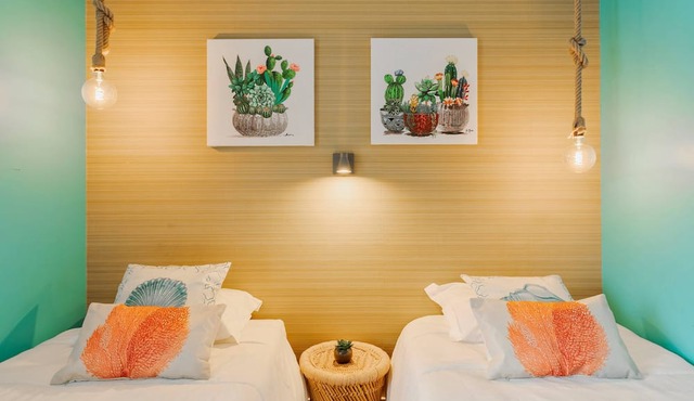 Y.Quebedo - Boutique Apartments - Maritimo
