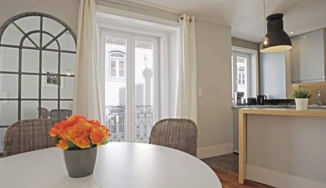 Duque Chiado, close to Rossio and Castle views