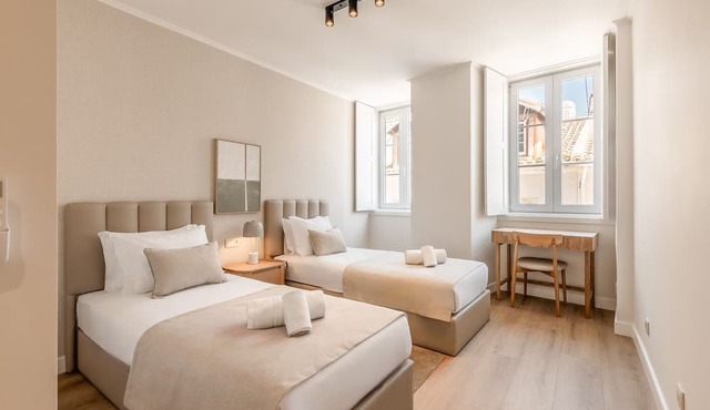 A2 NEW | Remodeled & Spacious! | Very Central