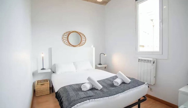 51NO1058 - Bright 1bed flat in Poble Sec