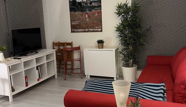 Apartamento Privado en Chalet de Lujo con Jardín , Mascotas si